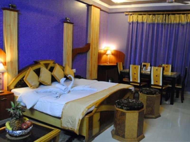 Brinjal Clarks Inn Haridwār Extérieur photo